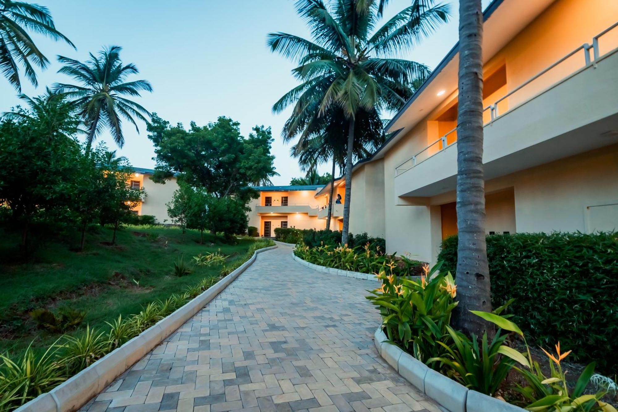 Commune18 Spa Resorts Чикмагалур Екстер'єр фото