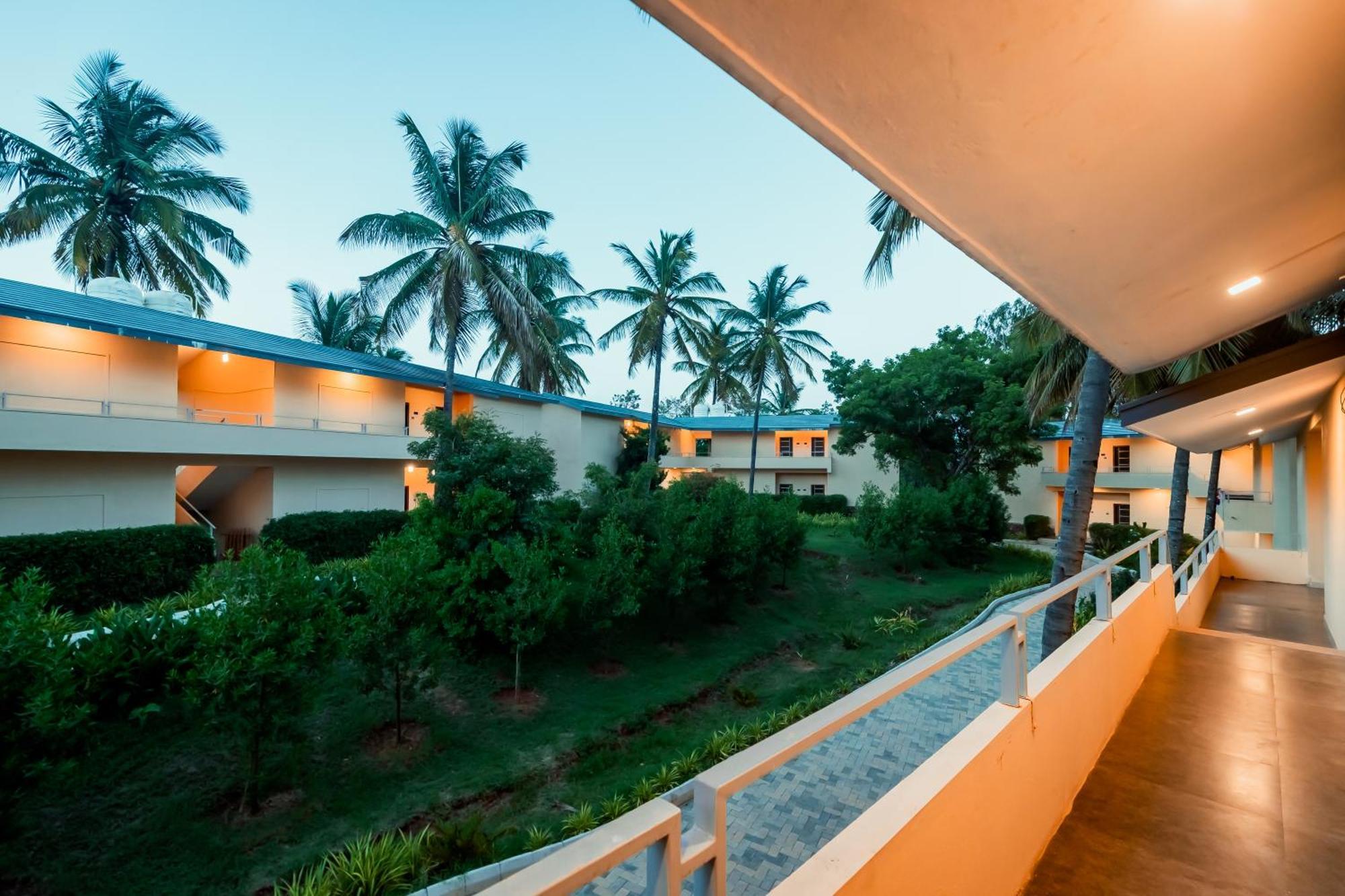 Commune18 Spa Resorts Чикмагалур Екстер'єр фото
