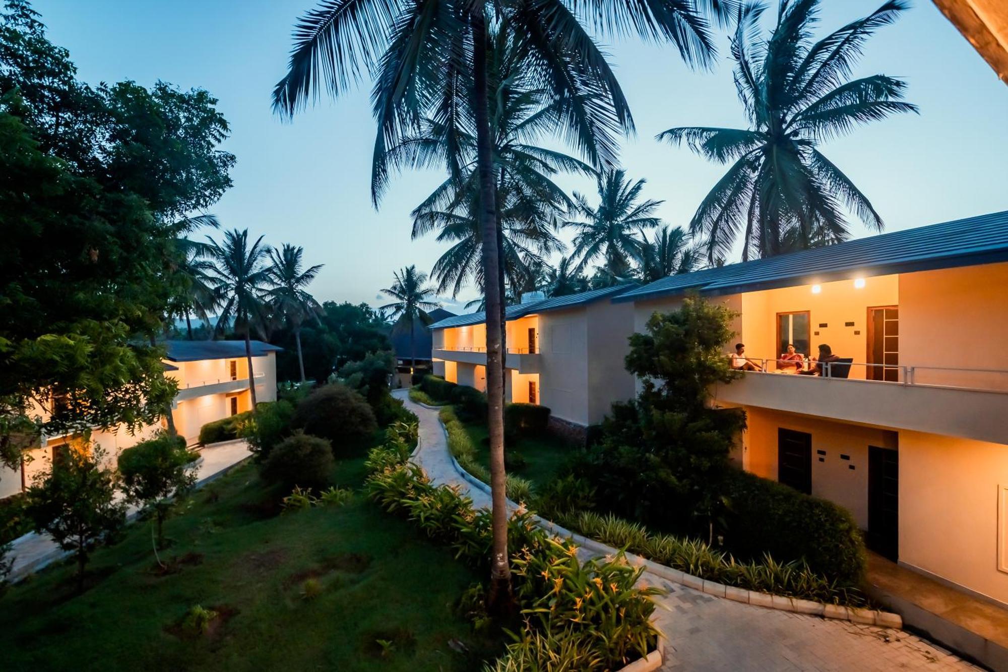 Commune18 Spa Resorts Чикмагалур Екстер'єр фото